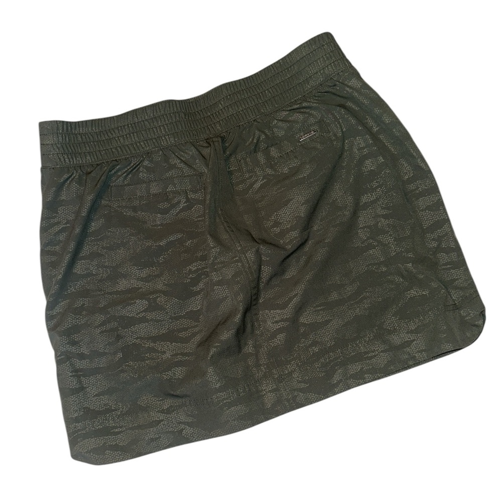 Orvis Women's Size Medium Embossed Pull-On Travel Skort - Picture 1 of 5